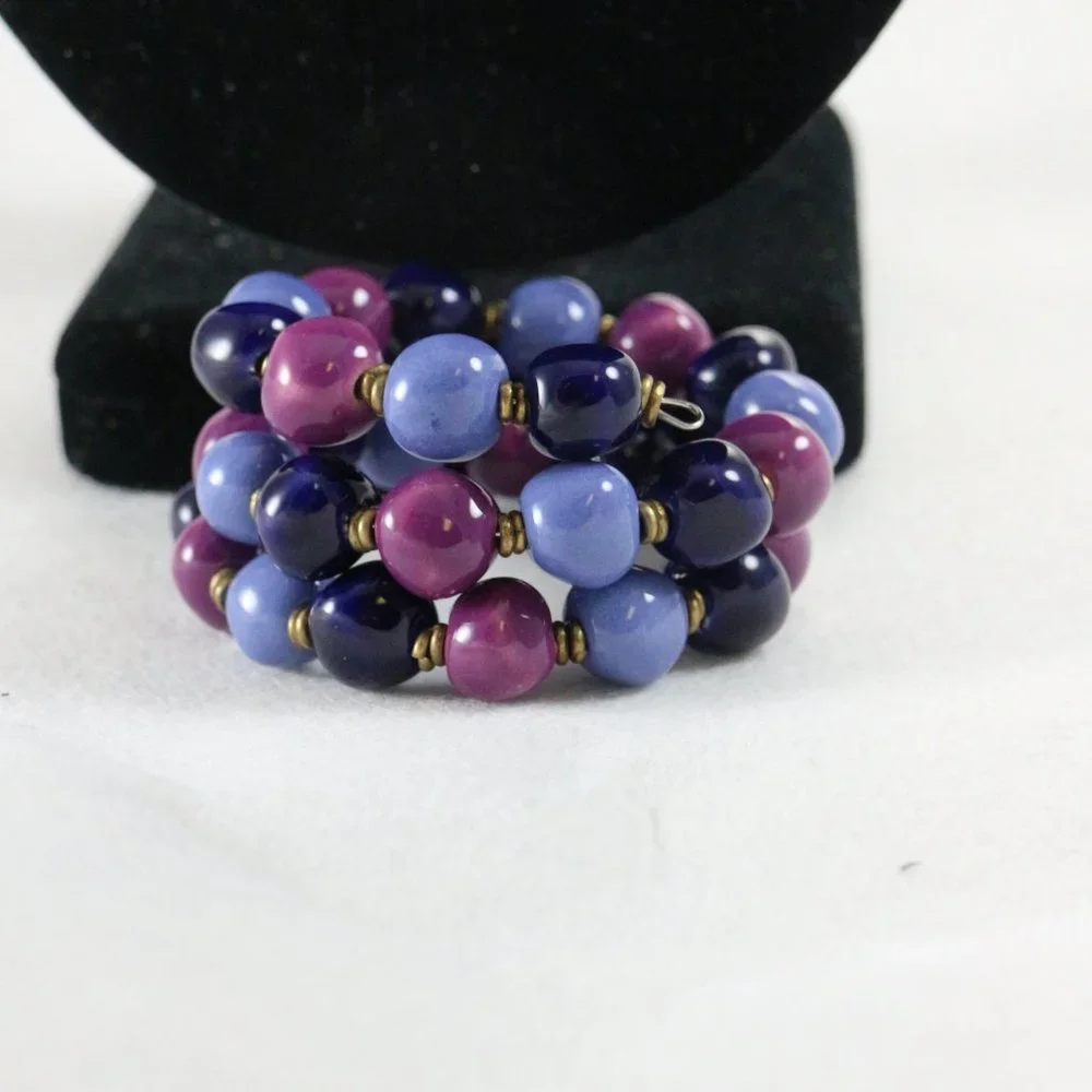 KAZURI Beads Cadeaux 18-inch Lavender Girl Necklace + Earrings + Bracelet Set - Picture 5 of 8